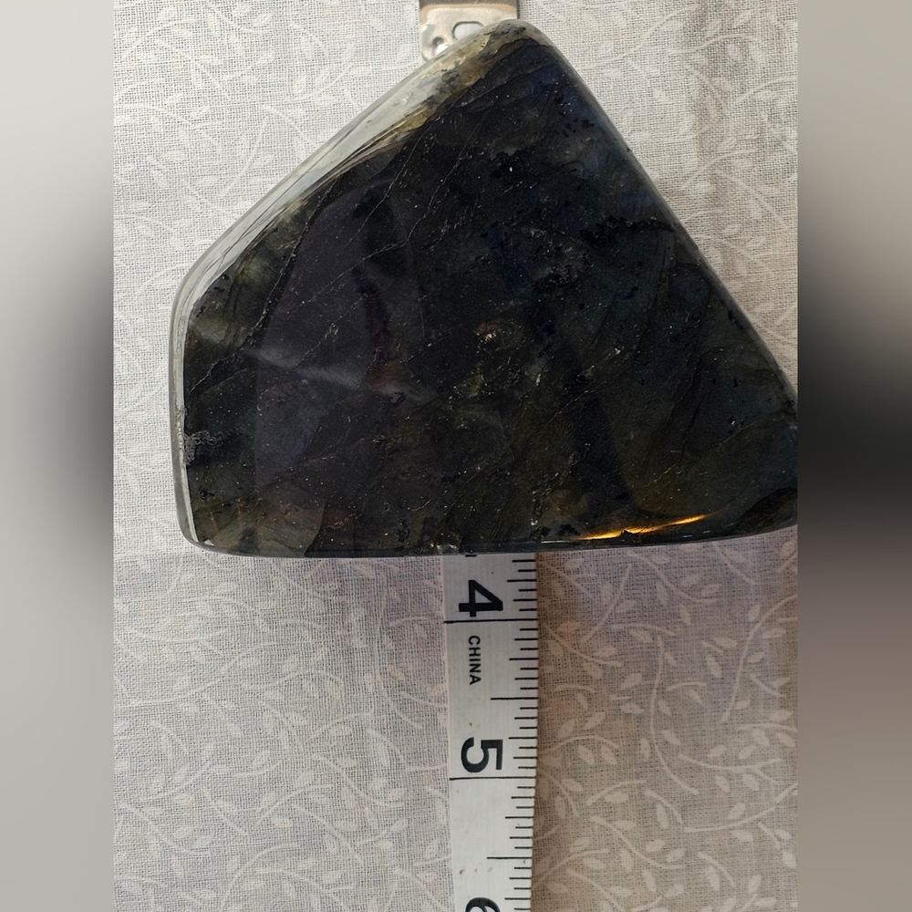 Labradorite Crystal Free Form - Picture 6 of 7